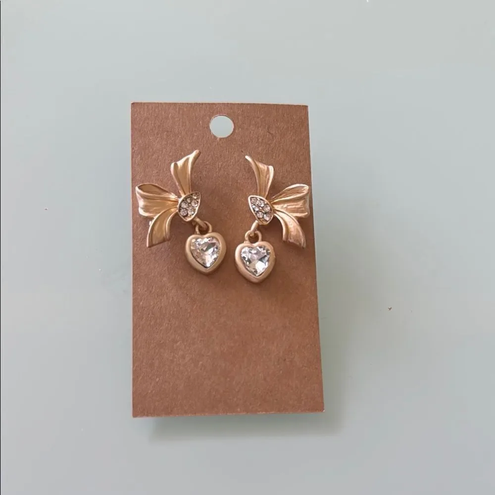 Gold Heart Drop Earrings A1157